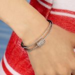 bracelet apm