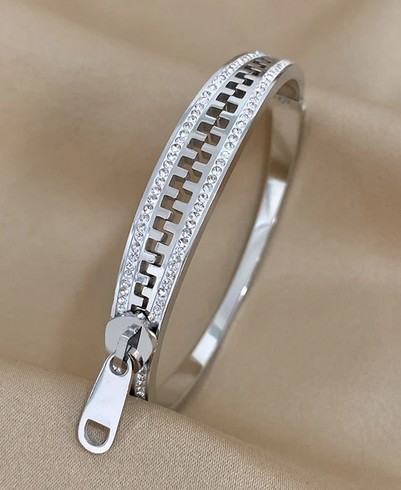bracelet-en-acier-inoxydable-femme-680kwd-1.jpg bracelet en acier inoxydable femme – Image 1