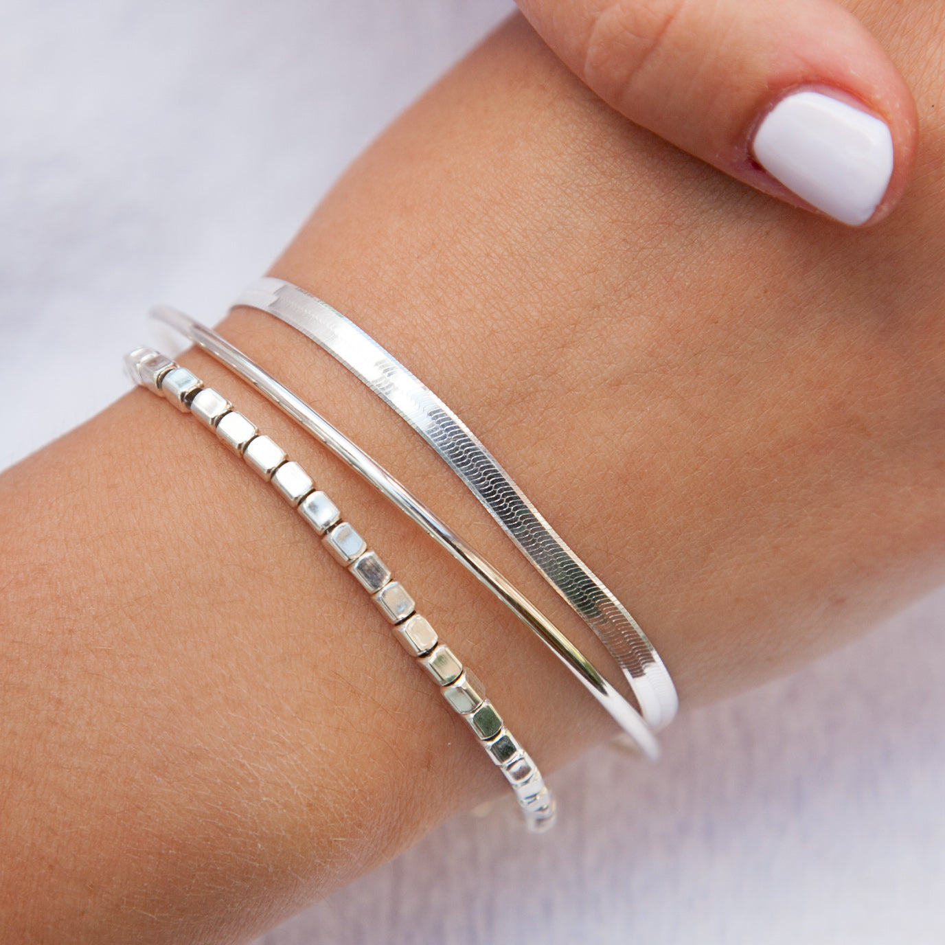 jonc-en-argent-femme-371ikd-1.jpg jonc en argent femme – Image 1